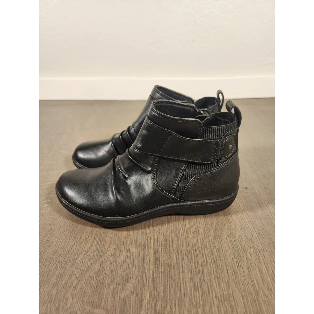 New Clark Laurieann Park Women's Ankle Boot Black Vegan Leather Zip Size 6
